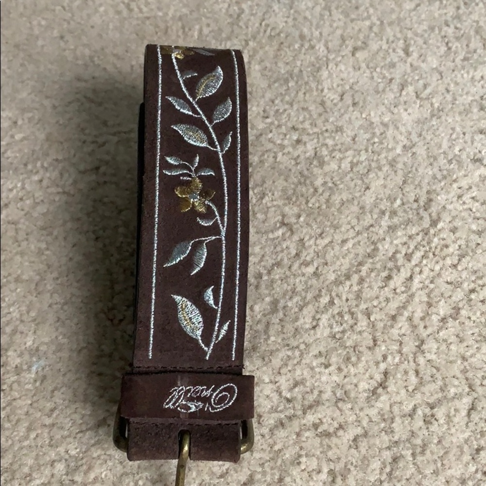 Brown leather O’Neil belt with gold/ silver